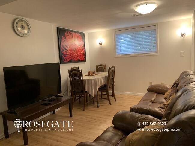 Photo du bâtiment - Fully Furnished 1-Bedroom Apartment in Hamilton | All Utilities Included
