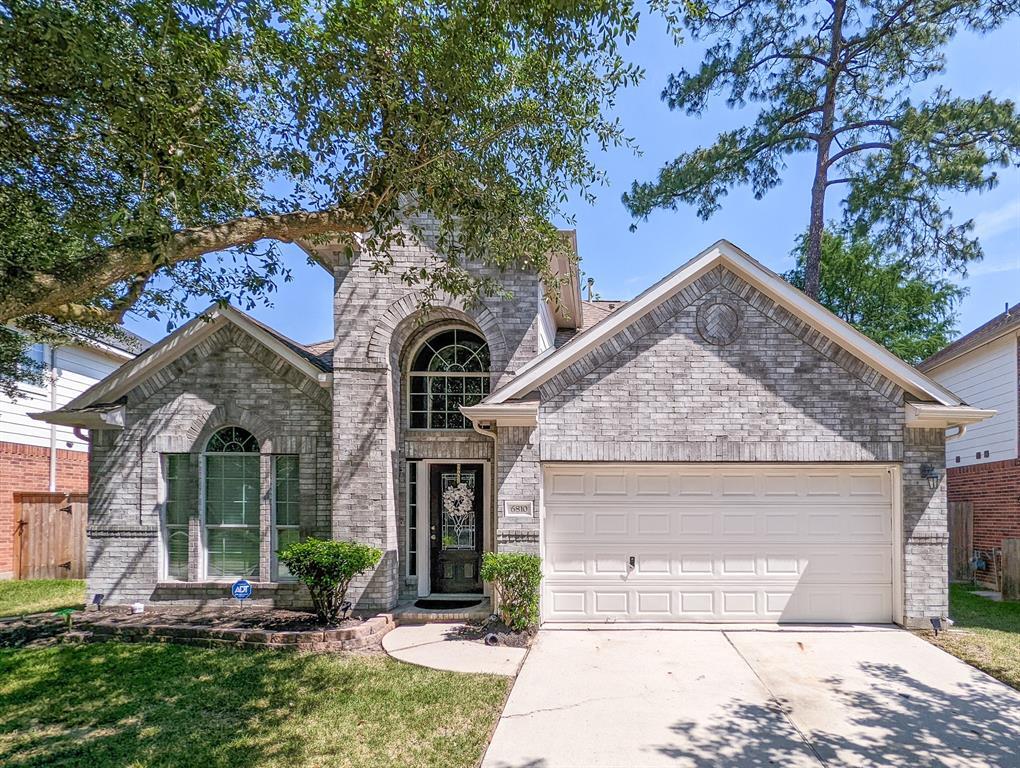 Foto principal - 6810 Summer Bridge Ln