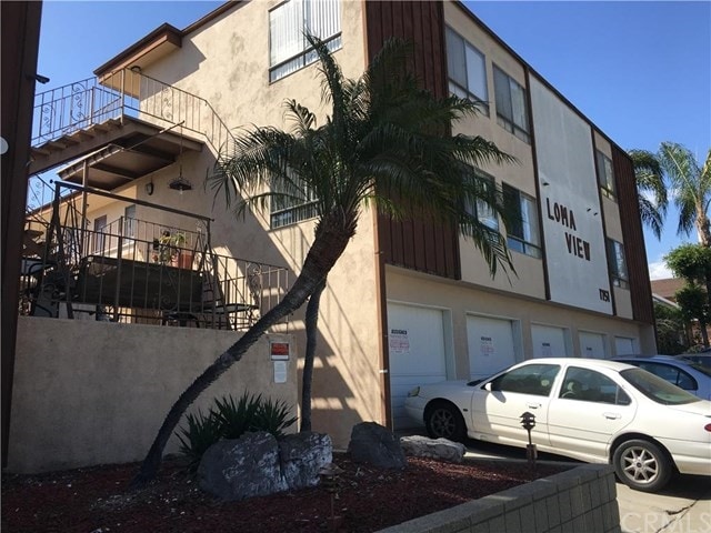 Primary Photo - Loma View Apartments