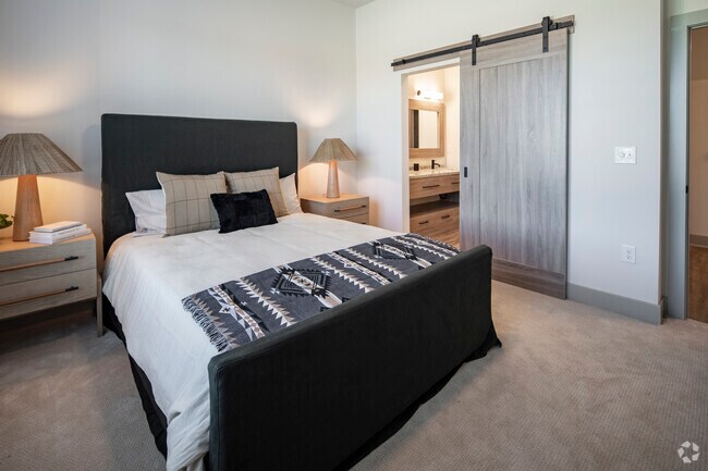 1 habitación, 1 baño - 830 pies cuadrados - Dormitorio - Liam at Hays Farm