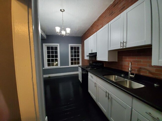 Foto del edificio - 820 Caroline St