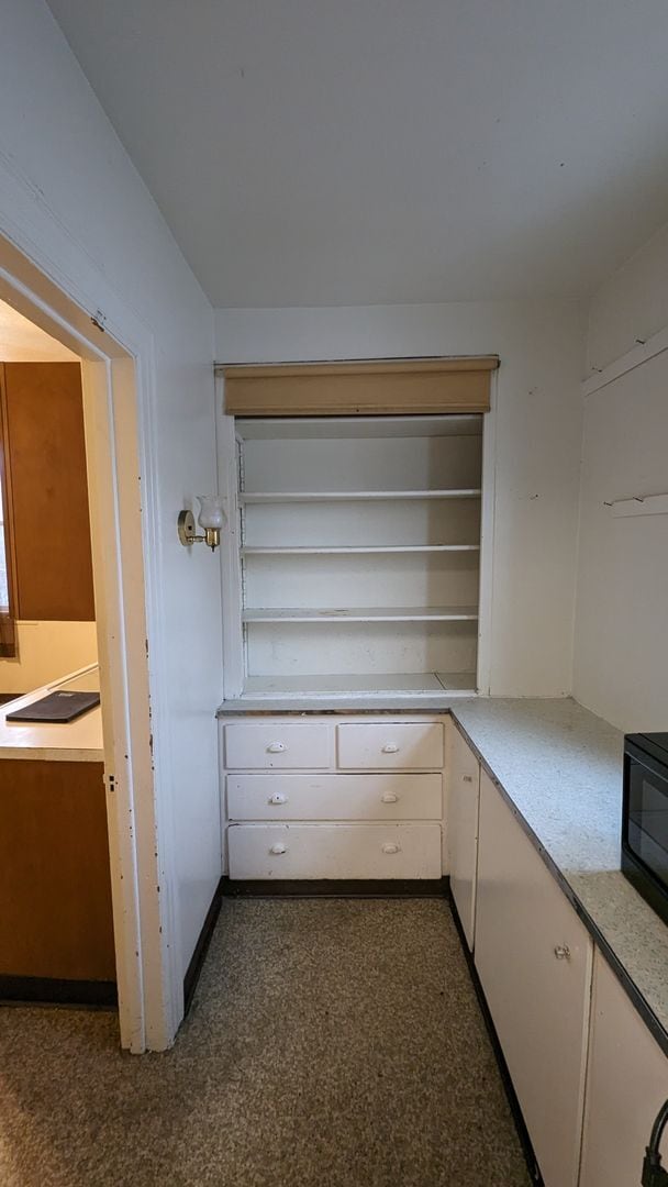 Building Photo - 707 Brady-707