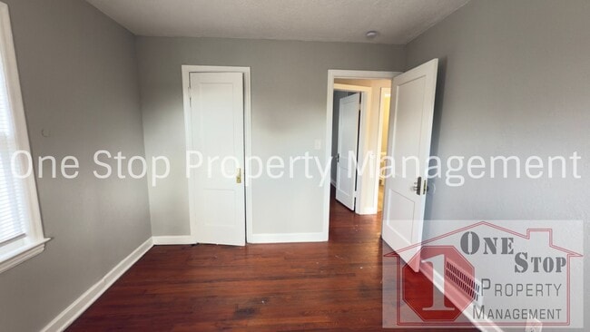 Foto del edificio - Beautiful 3 Bedroom 1 Bathroom Home in Kan...