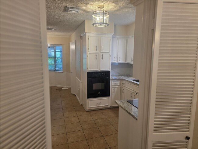 Foto del edificio - 12703 Pleasant Grove Rd
