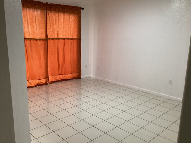 Foto del edificio - 2736 SE 15th Rd