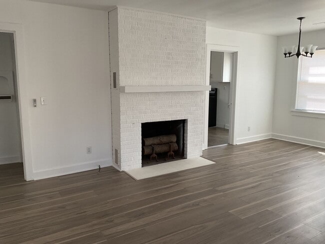 Building Photo - 3810 Co Rd 47