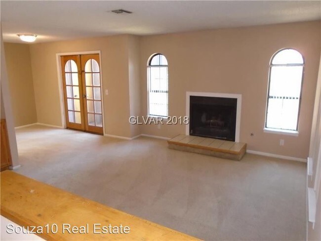 Building Photo - 2 br, 2 bath House - 4012 Crete Lane Unit C