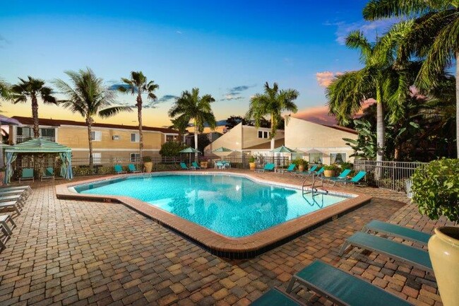 Piscina - Cypress Winds Apartment Homes