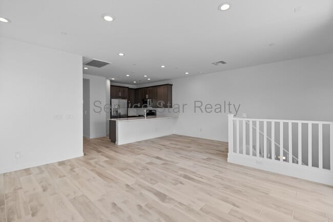 Building Photo - 4721 S Ferric