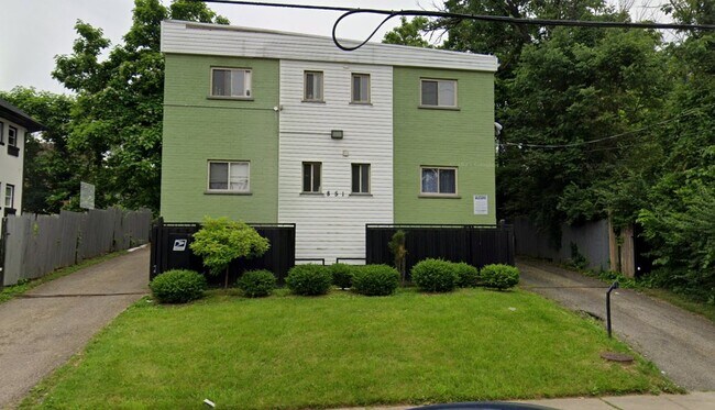 Building Photo - 851 Glenwood Ave