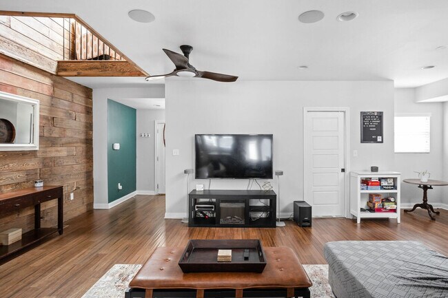 Foto del edificio - 1301 Ringgold Ave