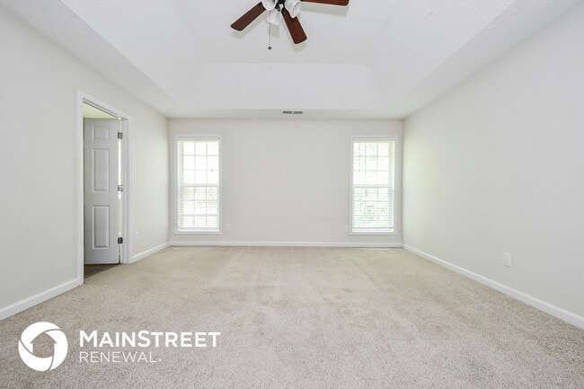 Building Photo - 4061 Cress Way Run