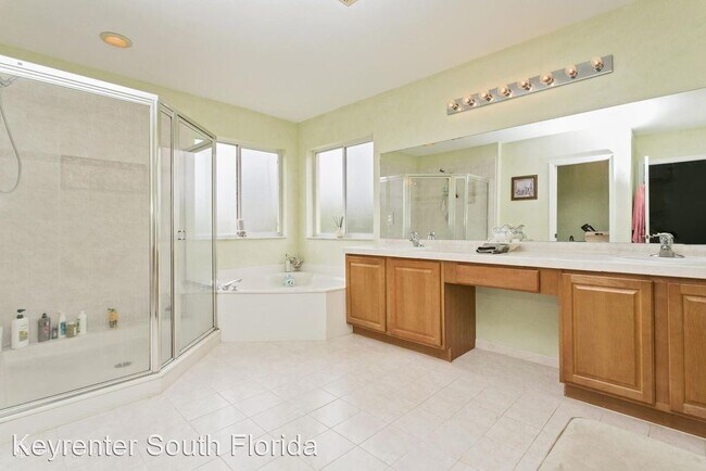 Building Photo - 4 br, 3 bath House - 2023 Little Torch St