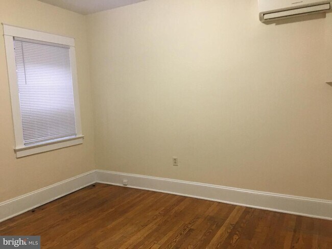 Foto del edificio - 208 W Boscawen St