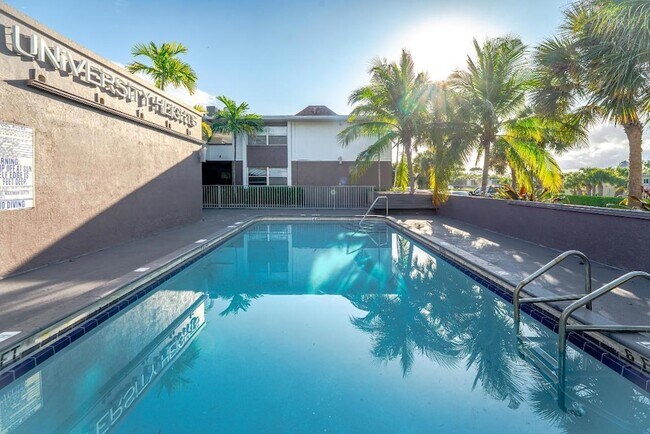 Building Photo - 1800 NW 4th Ave