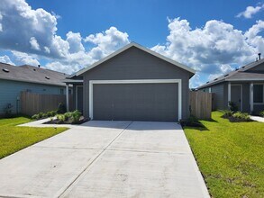 Building Photo - 205 Brandi Dr