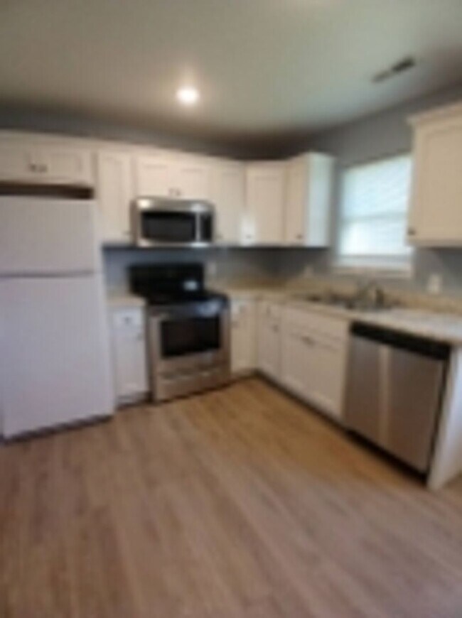 Foto del edificio - 3628-3632 Dorris Street