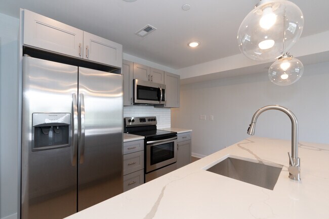 Foto del edificio - 644 32nd N St