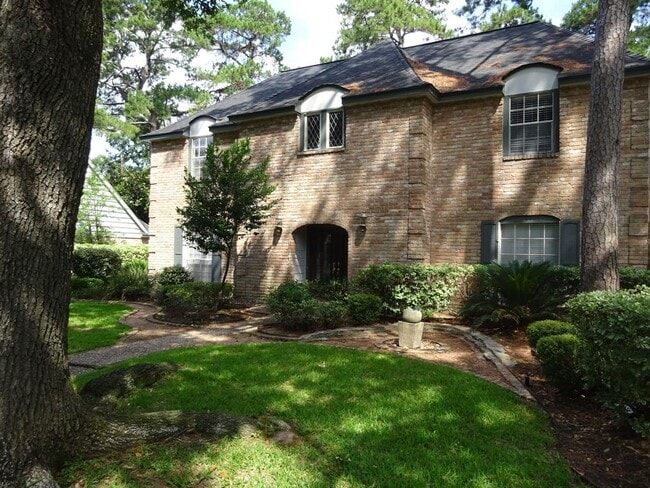 Building Photo - 1610 Corral Dr