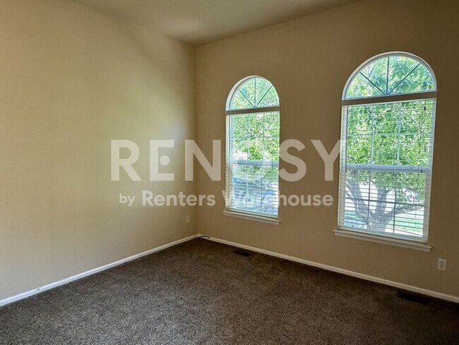Foto del edificio - 1467 S Haleyville Cir
