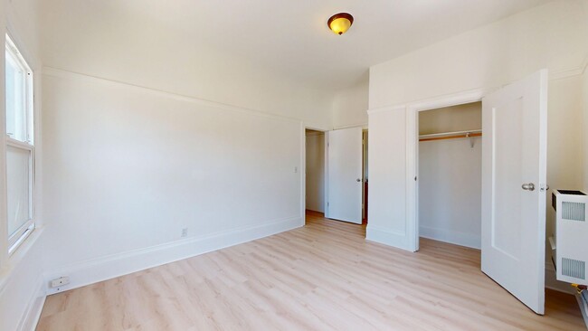 Building Photo - 1446 1st Ave
