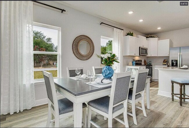 Building Photo - 9012 Golden Eye Dr