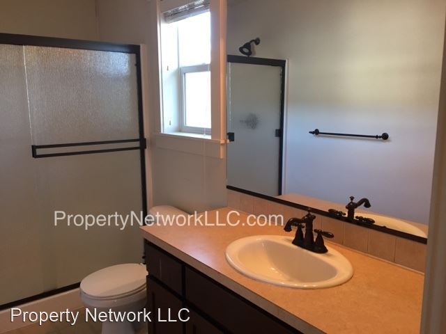 Foto del edificio - 3 br, 2.5 bath House - 5814 SE 18th St.