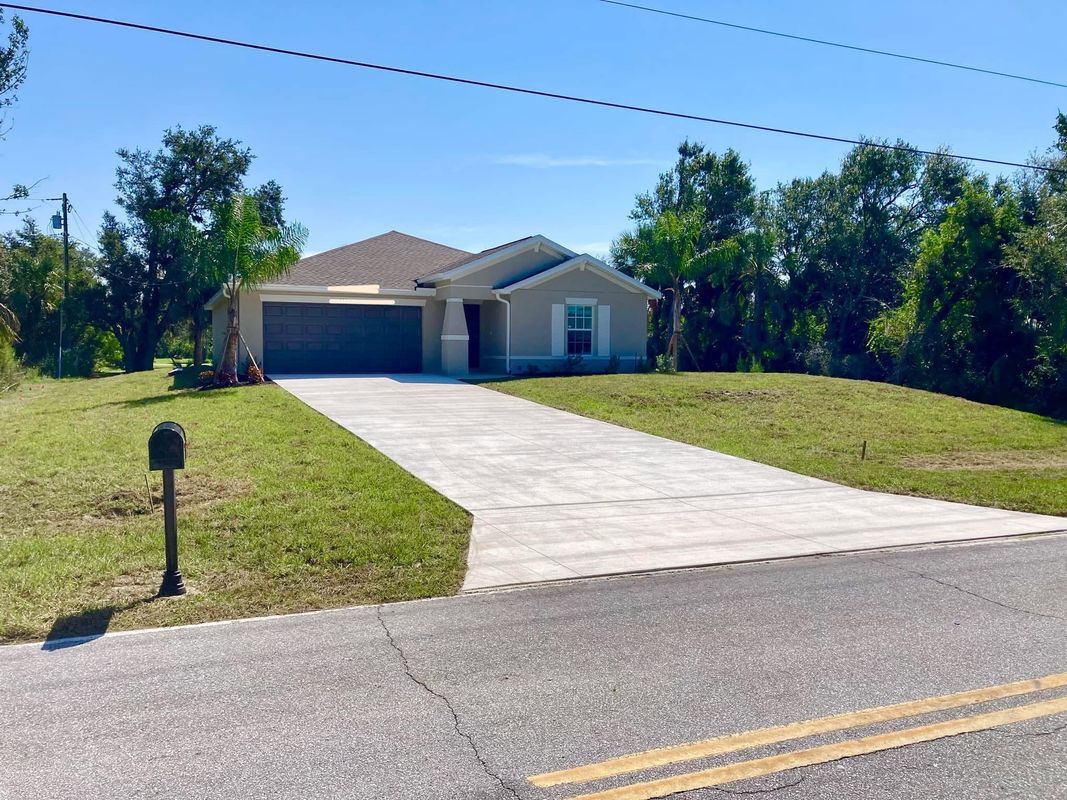 Primary Photo - 1256 Birchcrest Blvd
