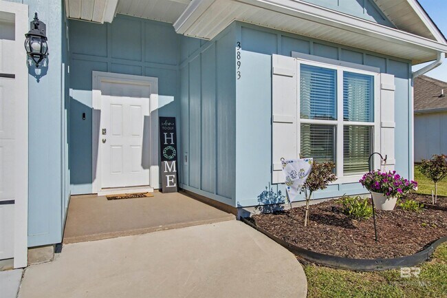 Building Photo - 3893 Mercury Cir
