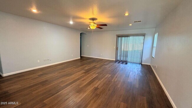 Building Photo - 36532 W Barcelona Ln