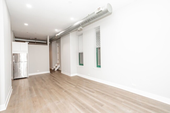 Building Photo - Luxury Gold Coast 1 Bed Apartment