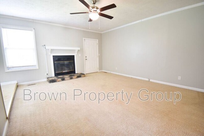 Building Photo - 6817 Sugarbin Ln