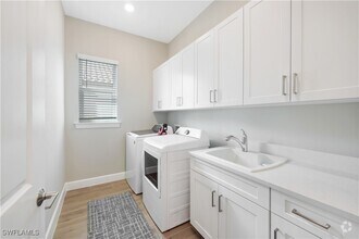 Building Photo - 11912 Noveli Ct