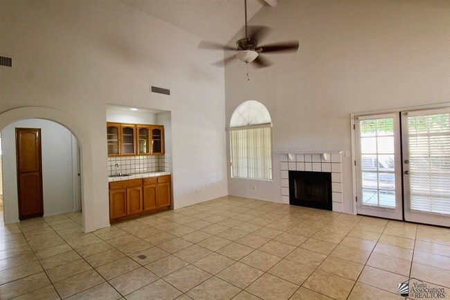 Building Photo - 10236 S Del Rico