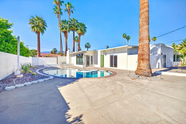 Foto del edificio - 72996 Bursera Way