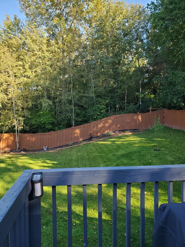 Building Photo - 300-130-3002746 Quince St