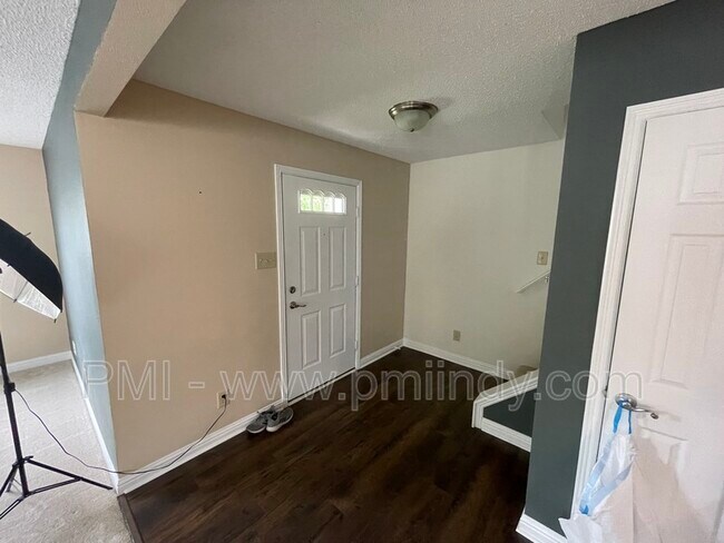 Building Photo - 14284 Banister Dr