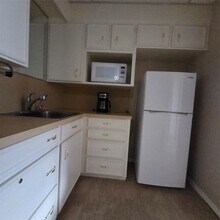 Building Photo - 14343 Torrey Chase Blvd