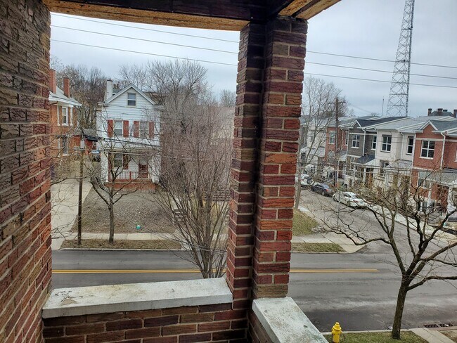 Foto del edificio - 2363 Ravine St