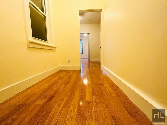 Building Photo - AMSTERDAM AVENUE