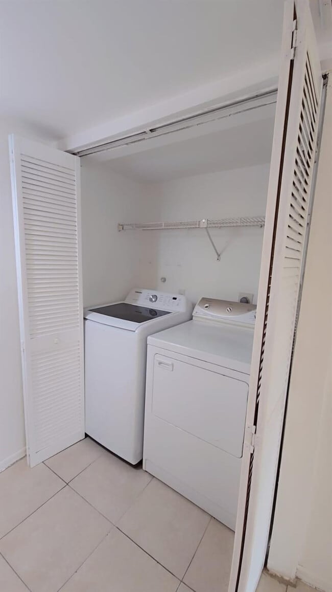 Building Photo - 3640 N 56th Ave