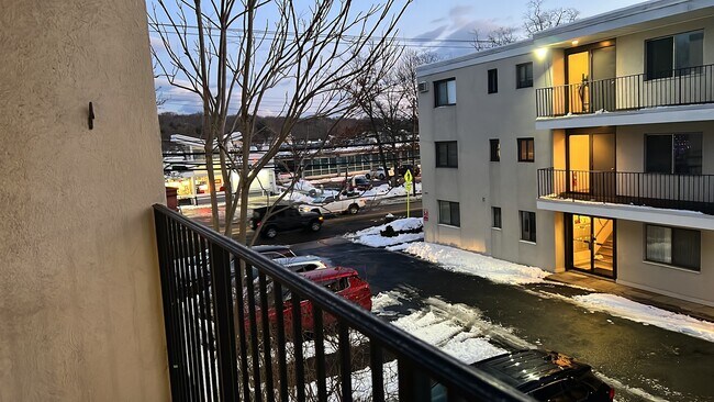 View from balcony, accessed from living room & bedroom - 910 Hope St