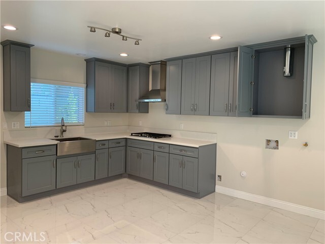 Foto del edificio - 6049 Encinita Ave