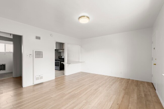 Foto del interior - 501 S Kingsley Dr