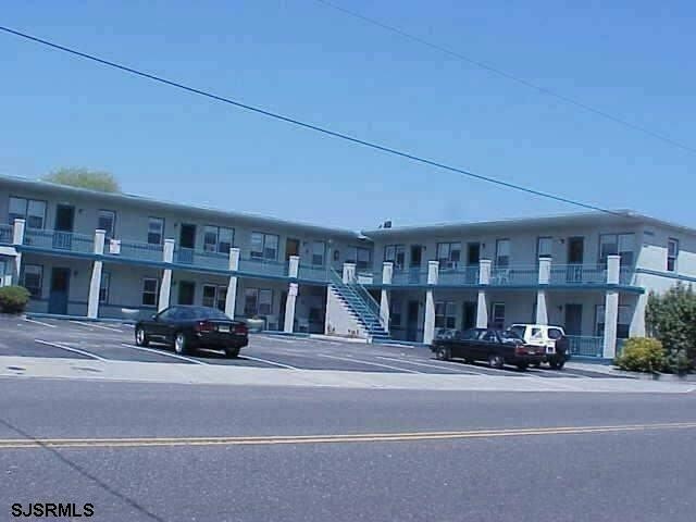 Foto del edificio - 9505 Ventnor Ave