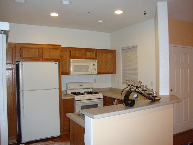 Building Photo - 26456 Arboretum Way