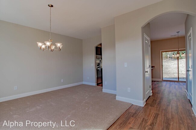 Foto del edificio - 4 br, 2.5 bath House - 104 Creekland Way
