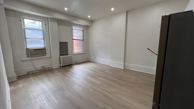 Building Photo - 88 Church Sta