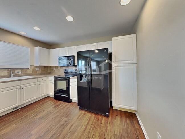 Foto del edificio - 2002 Springside Dr