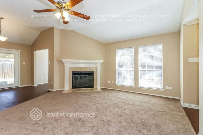 Building Photo - 313 Sunnyview Dr